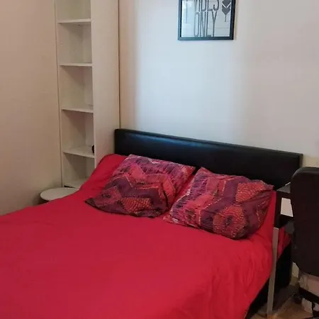 Superbe T2 Avec Vue Sur Appartement *